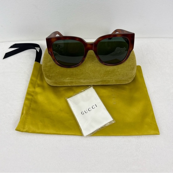 Gucci Tortoise Shell Sunglasses - Picture 14 of 16